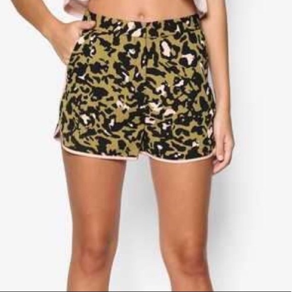 topshop leopard print shorts